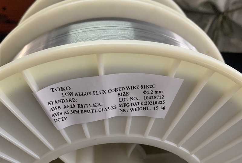 TOKO E81T1-K2C フラックス入りワイヤ